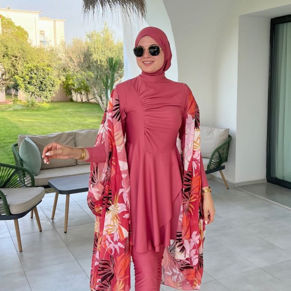 http://capricieuse.tn/fr/products/burkini-silvy-bois-de-rose-4-pieces
