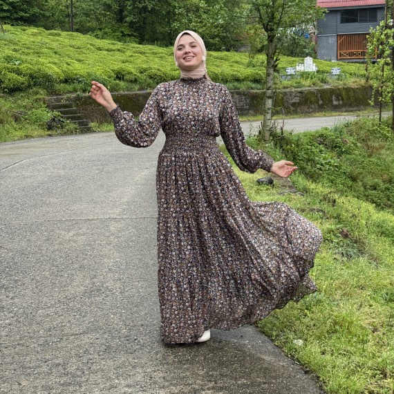 http://capricieuse.tn/fr/products/robe-daisy