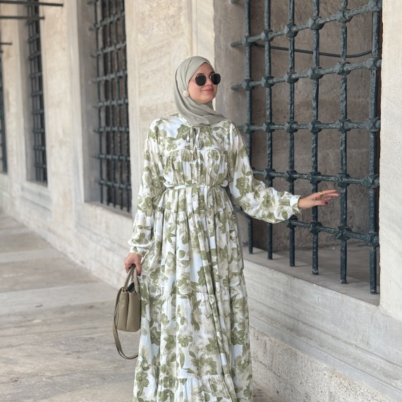 http://capricieuse.tn/fr/products/robe-zeina-verte