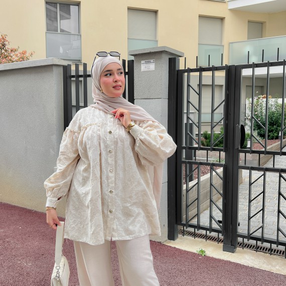 http://capricieuse.tn/fr/products/chemise-naya-kamraya
