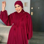 Robe Mousseline Rouge Bordeaux.