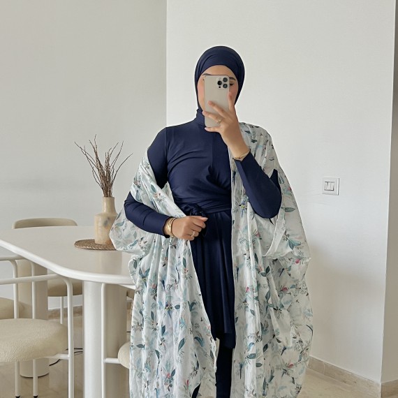 http://capricieuse.tn/fr/products/burkini-mango-bleu-nuit-avec-pancho