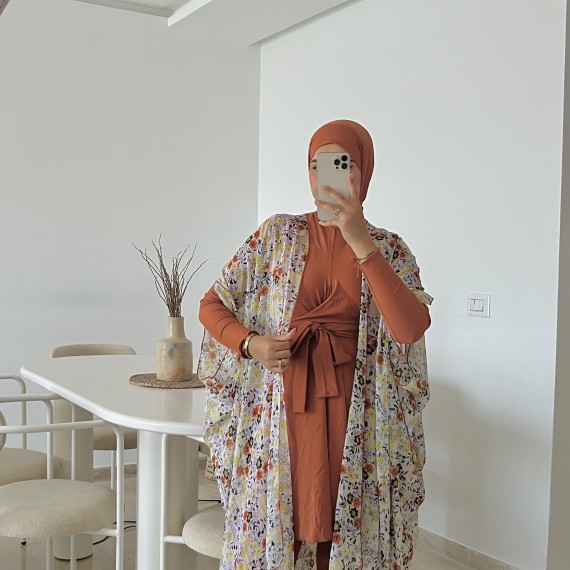 http://capricieuse.tn/fr/products/burkini-mango-orange-avec-pancho