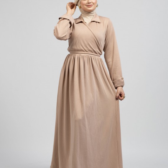 http://capricieuse.tn/fr/products/ensemble-jupe-julia-beige