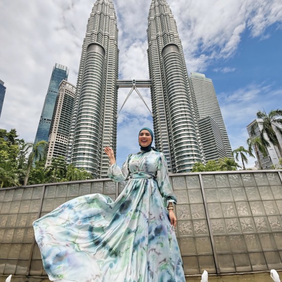 http://capricieuse.tn/fr/products/robe-malaysia