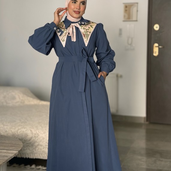 https://capricieuse.tn/fr/products/robe-cylia-bleu-djean